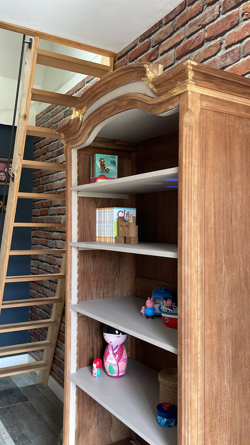 Cabinet without door