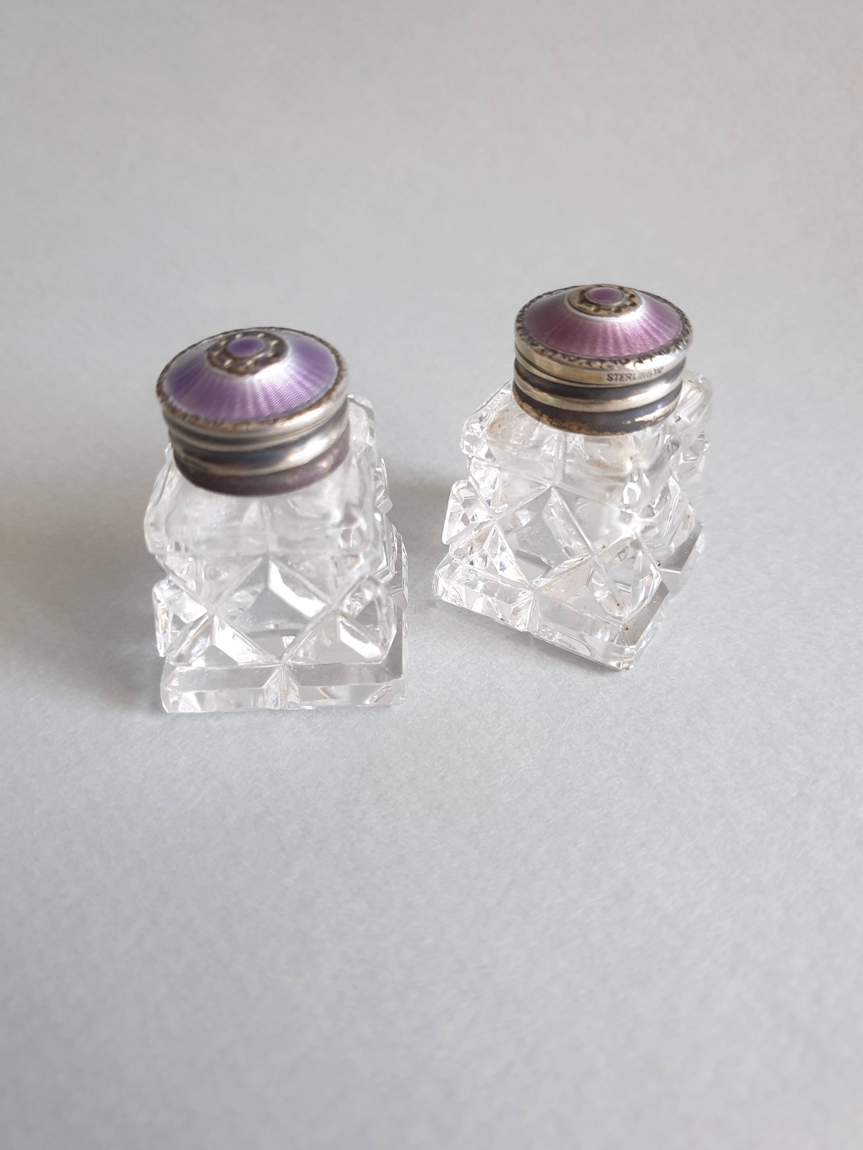 Pair of salt shakers, 20th century Scandinavian design, Norway