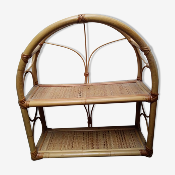 Small shelf rattan