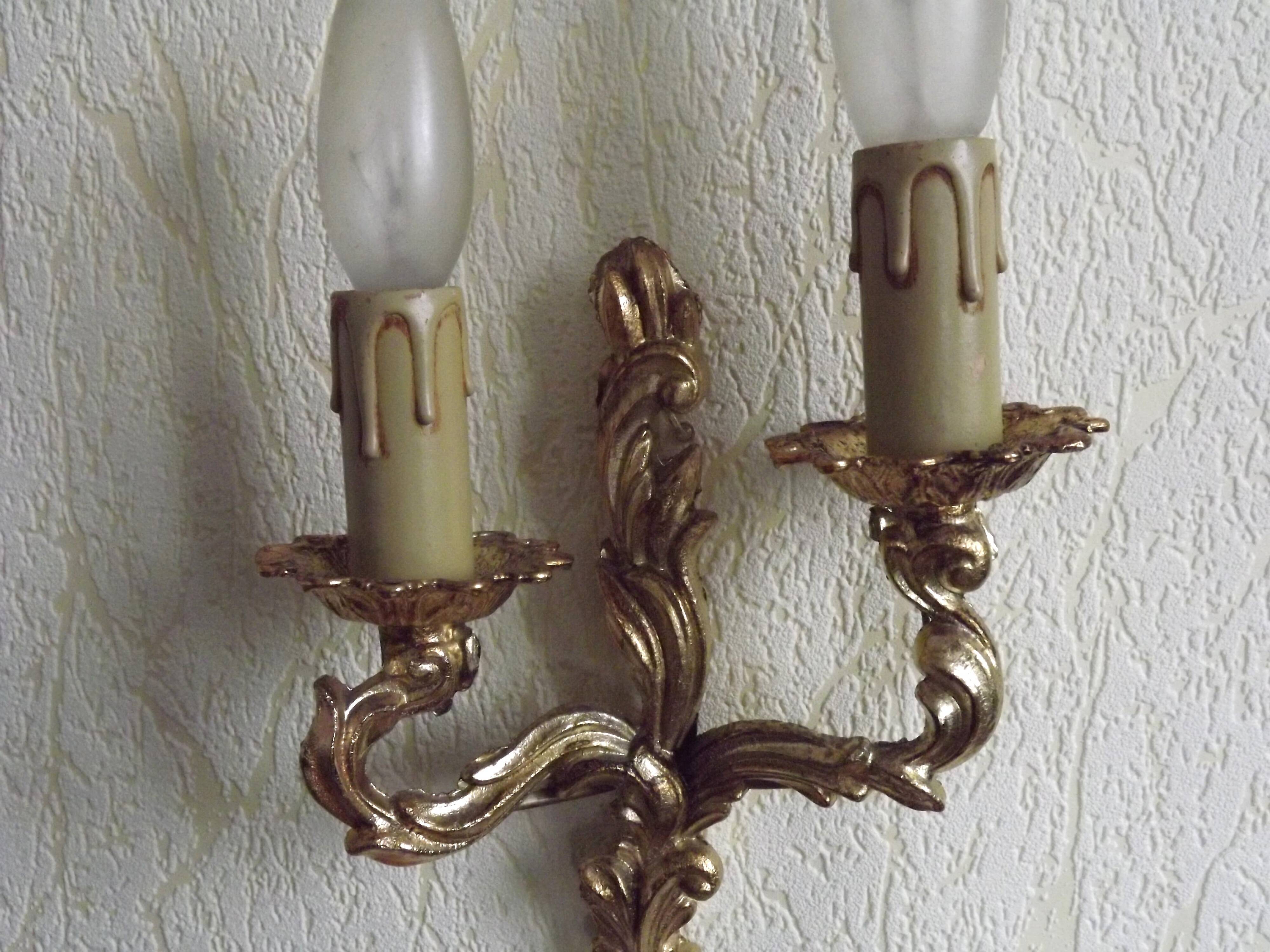Brass wall lights.