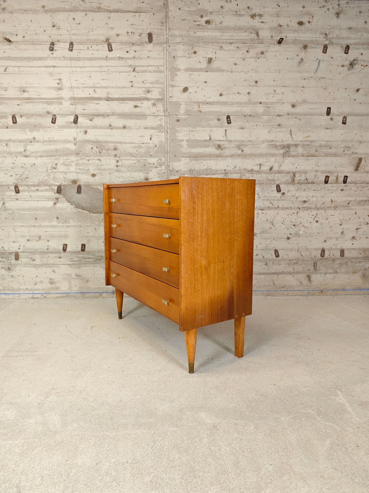 Commode vintage