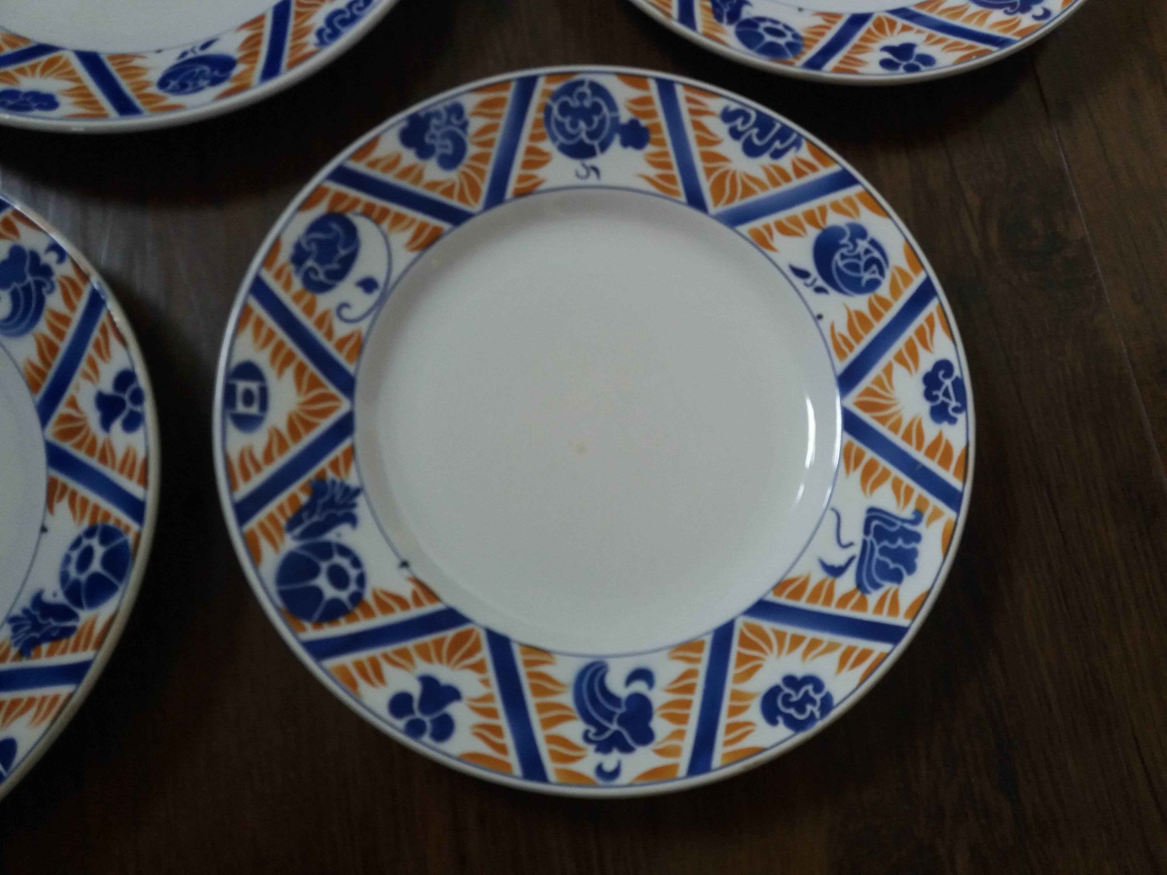 Flat plates Moulin des Loups and Hamage, Orchies, Canada, iron land