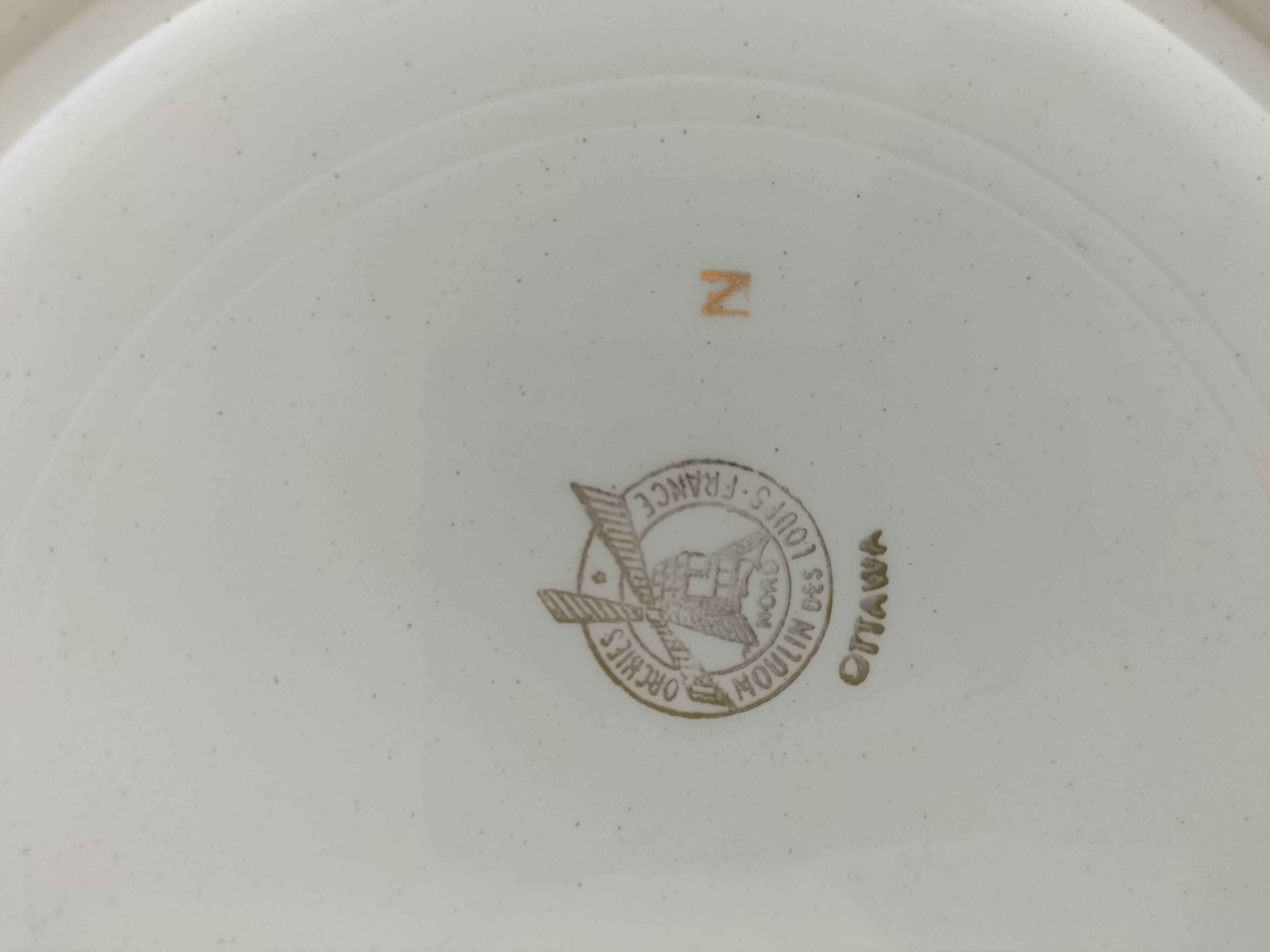 Set of 6 Moulin des Loups plates – Ottawa model