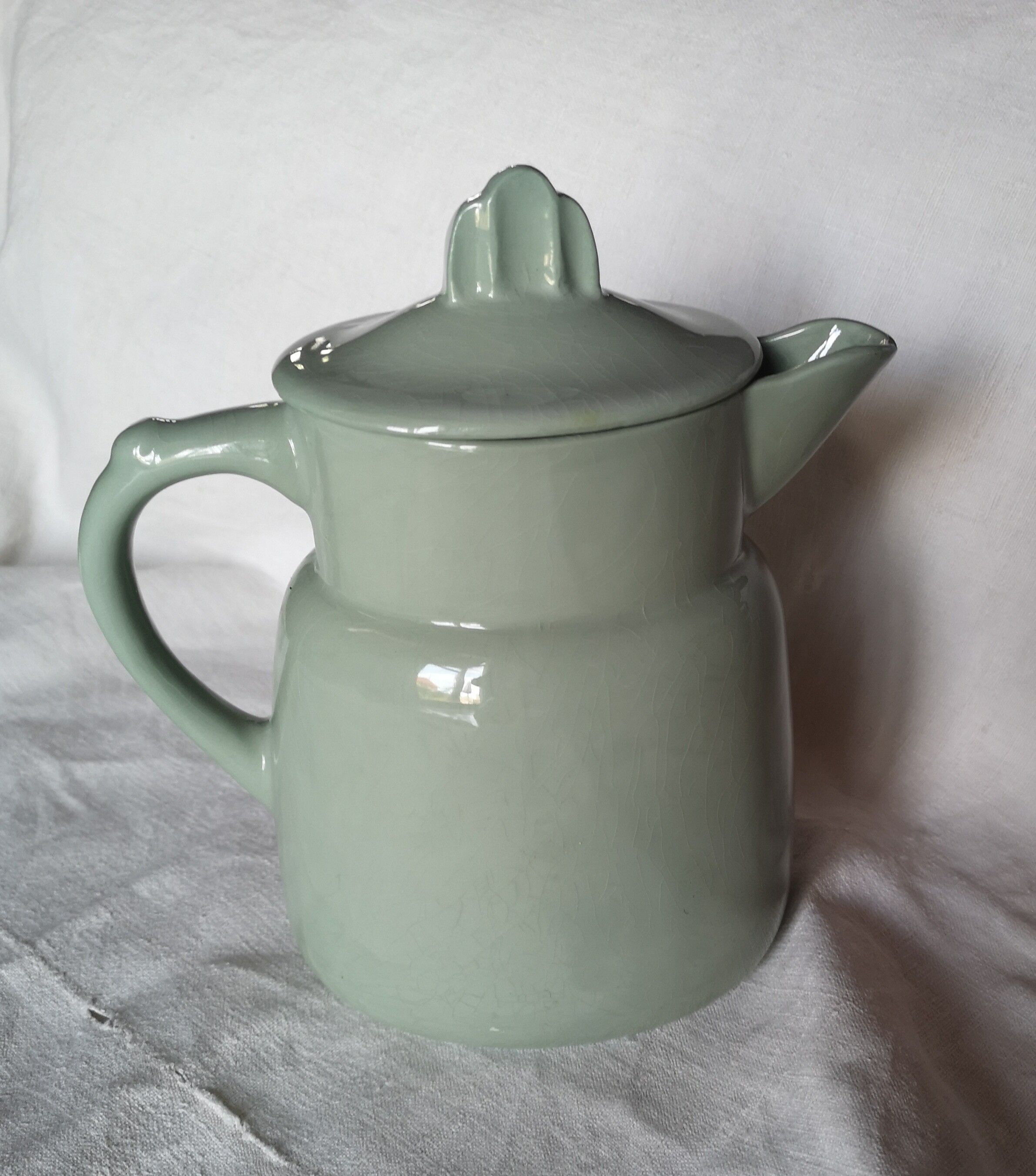 Théière années 50 bleu céladon