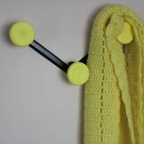 Patère jaune