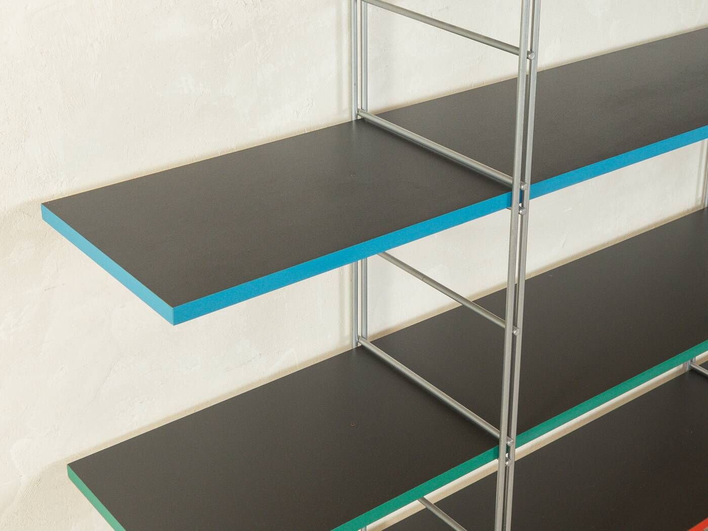 Guide shelf, niels gammelgaard