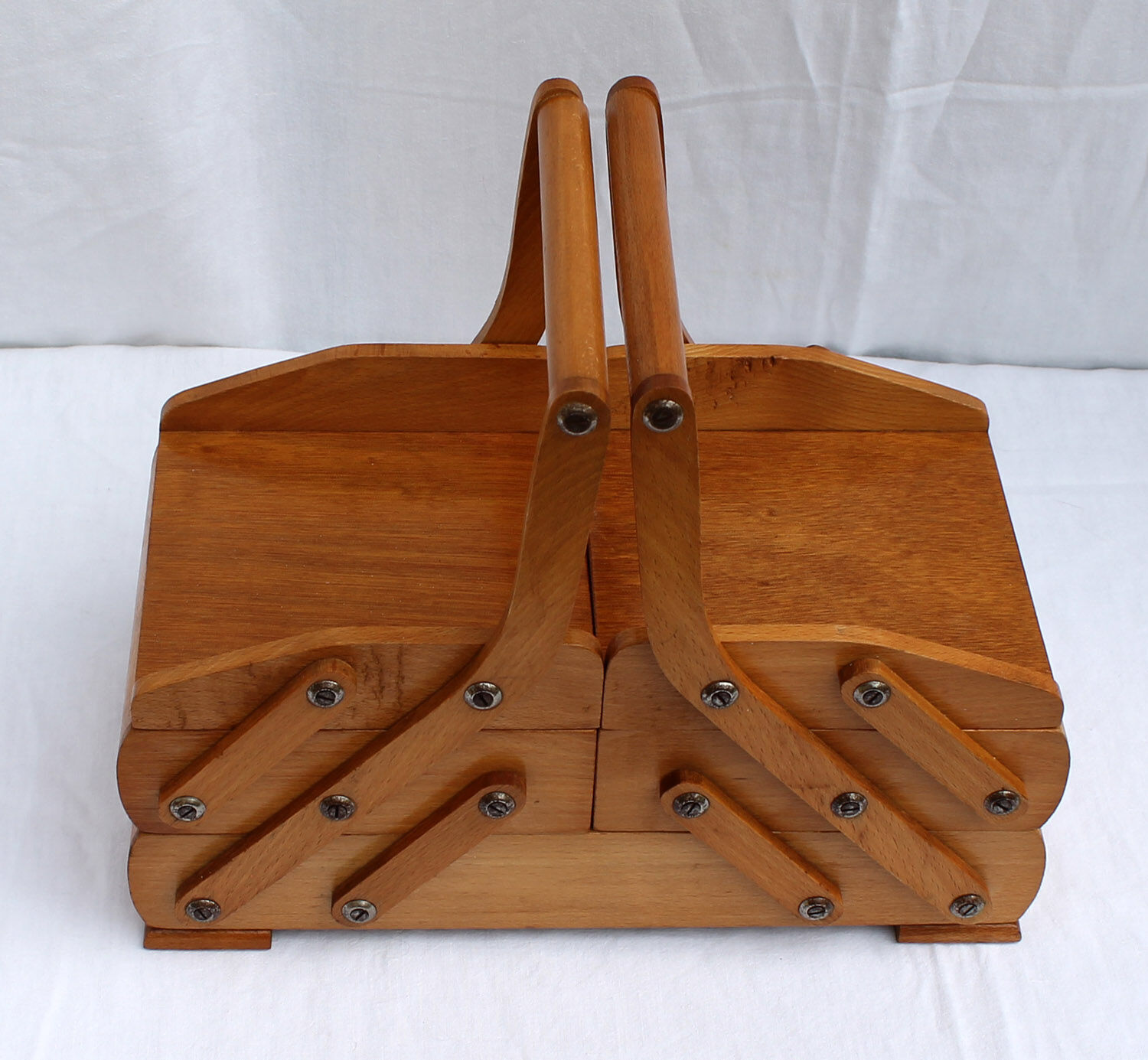 Blond wood sewing case