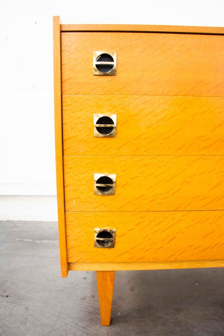 Vintage chest of drawers