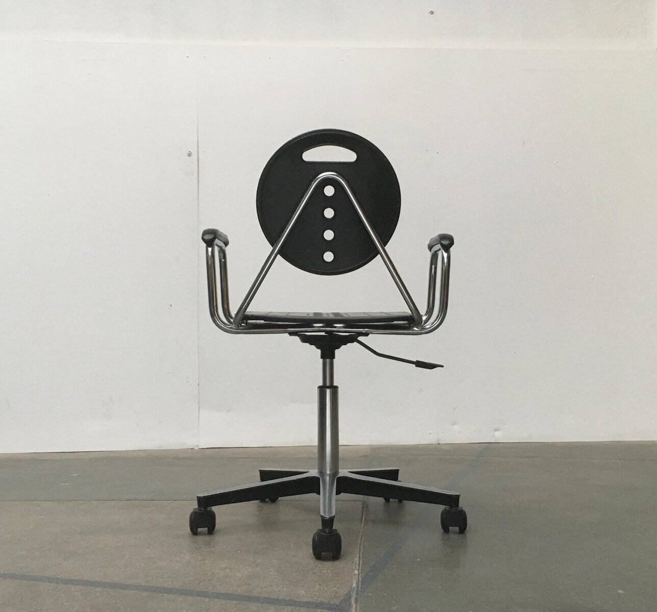 Postmodern Italian swivel chair Charlie by Carlo Bimbi & Nilo Gioacchini for Segis, 1980s.