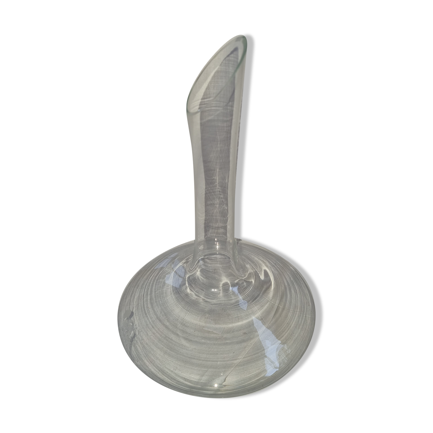 Carafe to decant the wine