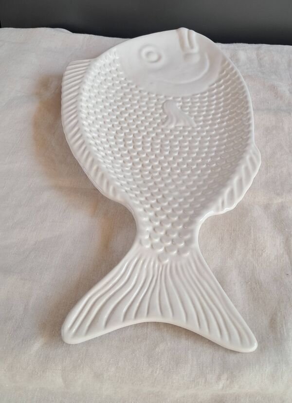 Grand service à poisson vintage en céramique blanche – Lot de 4 pièces