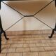 Table bistrot dessus marbre pieds fonte avec plateau tourant