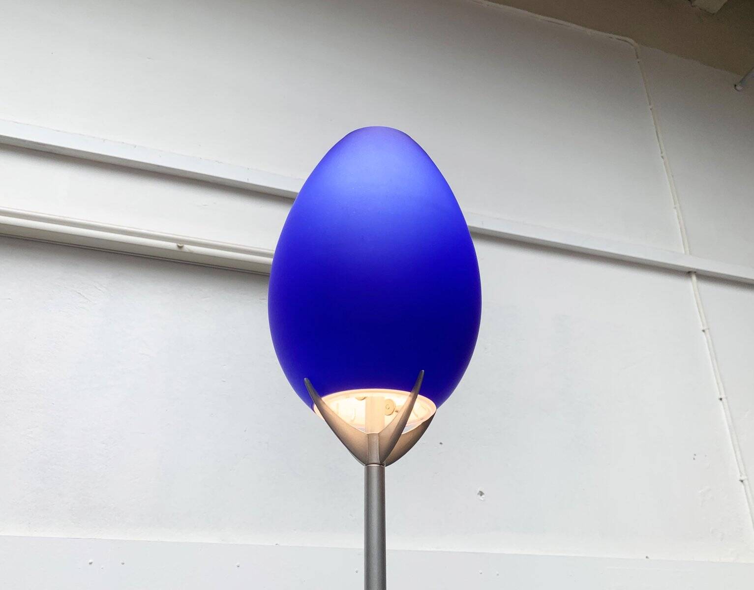 Vintage postmodern floor lamp in Italian glass by Lucente.