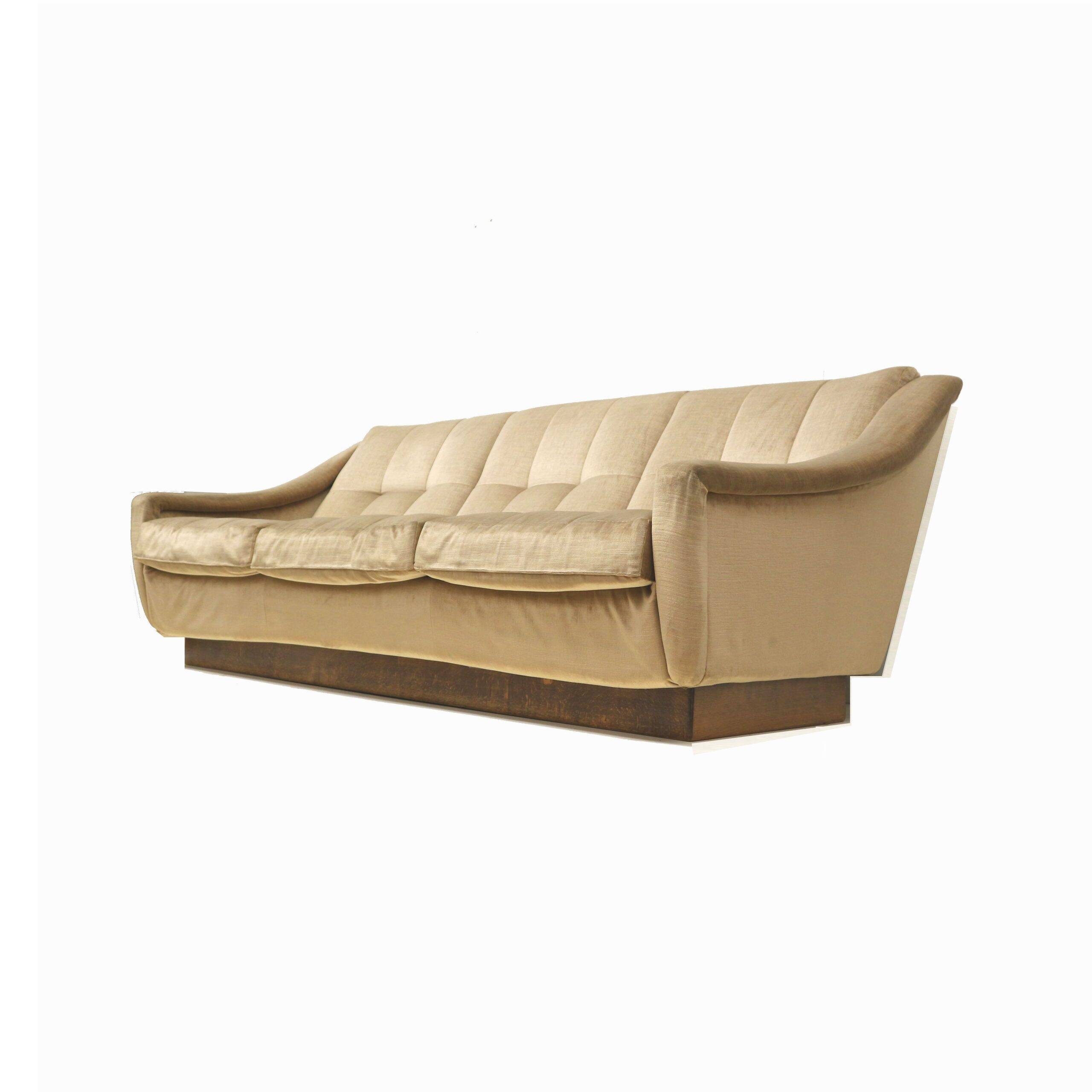 Canapé 3 places vintage en velours fabriqué dans les années 70