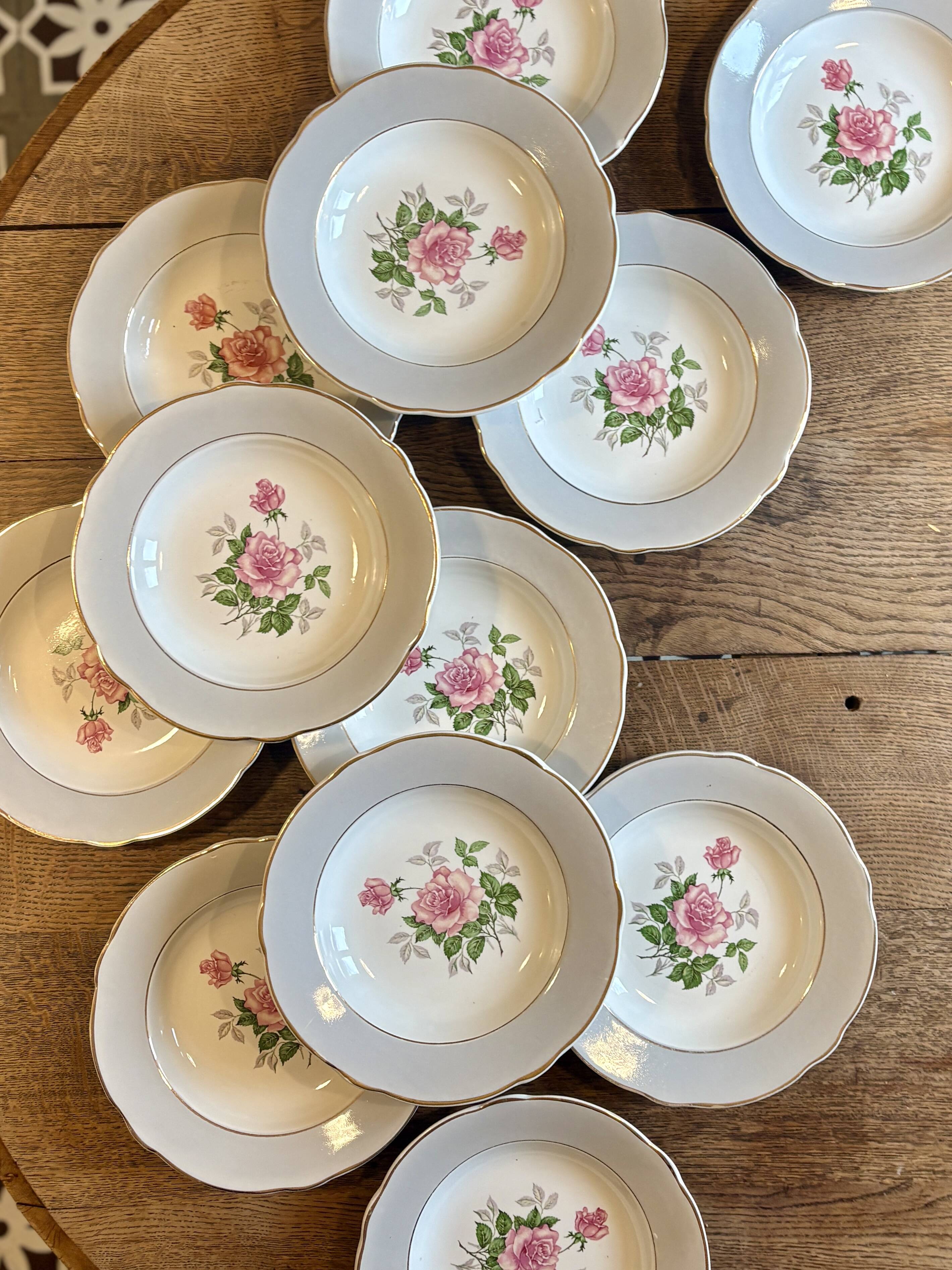 Set of 12 vintage deep plates - Fabiola model from Lunéville -