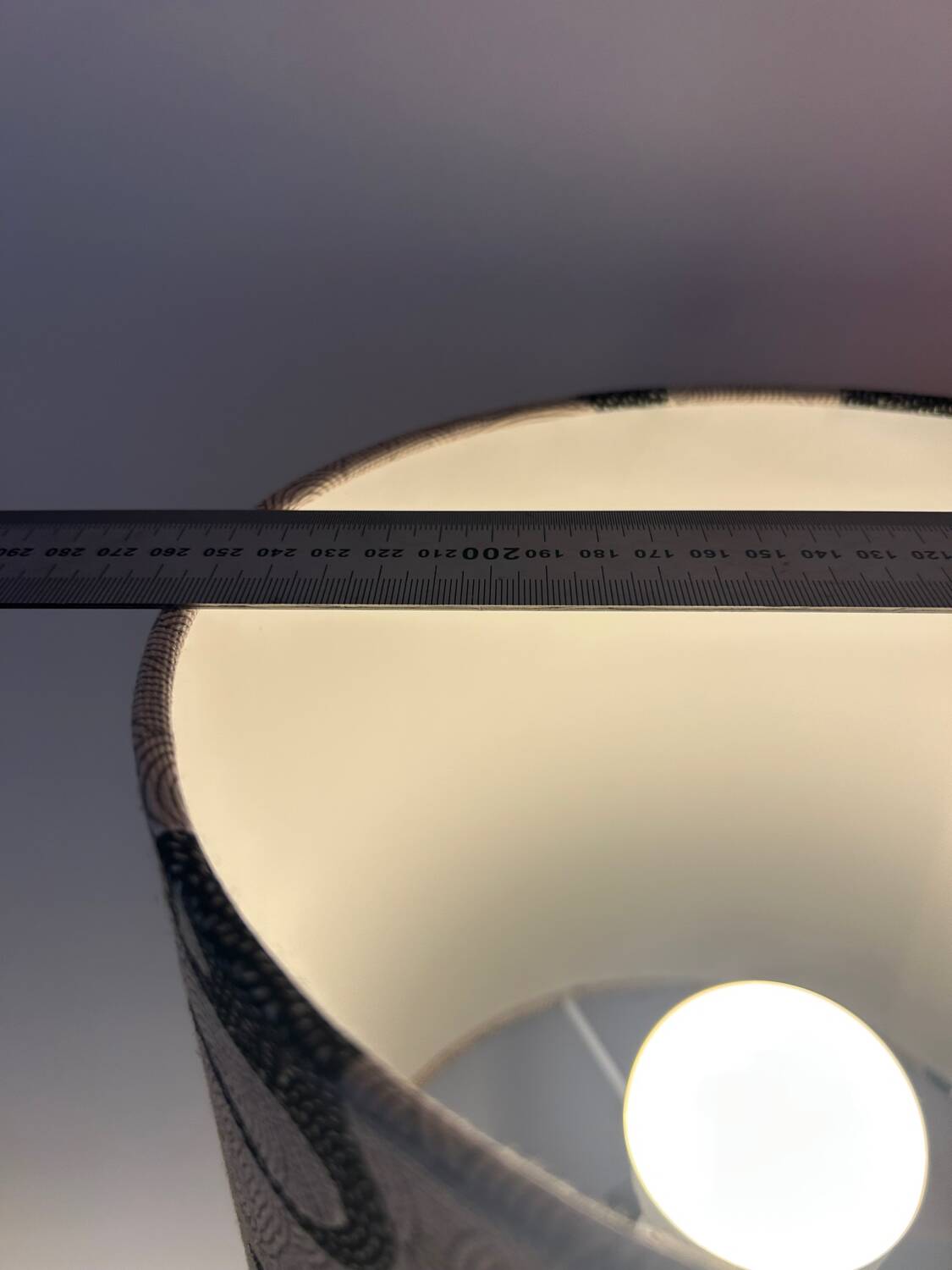 Lampe de table charmante pour les amoureux des chats - nouvellement assemblée