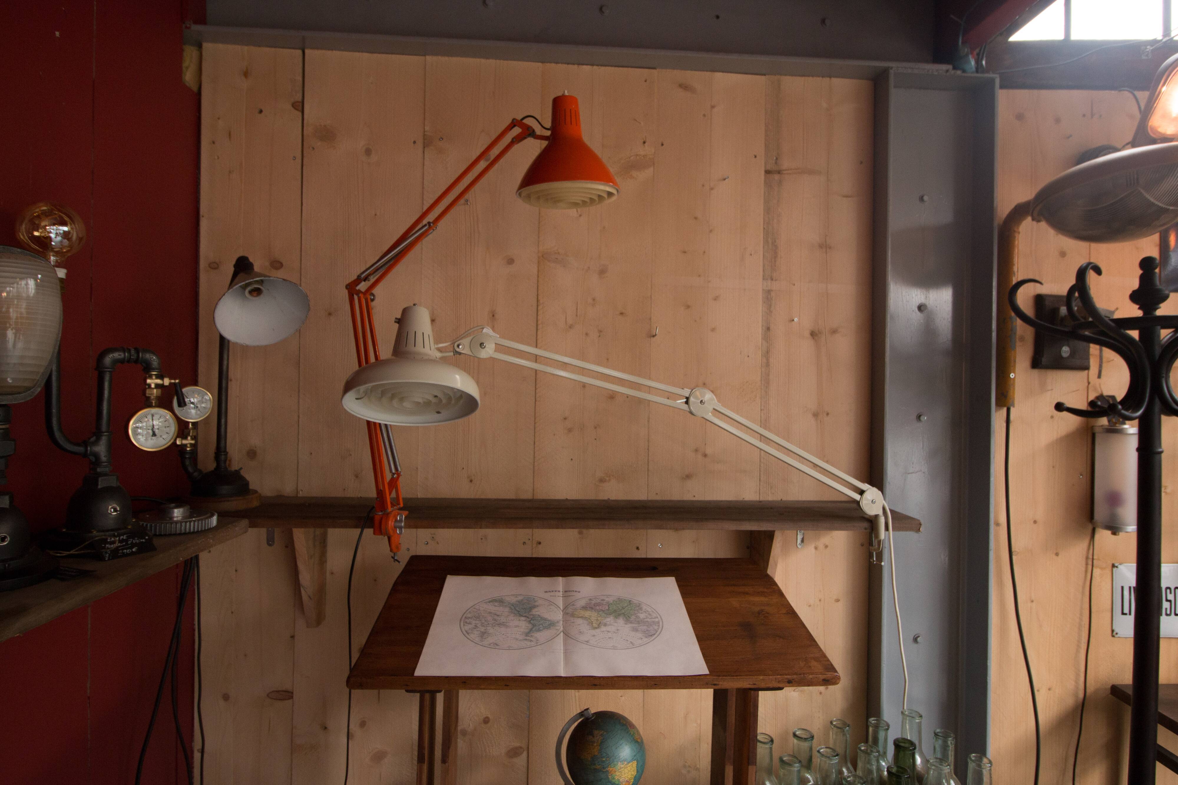 Large articulated Luxo lamp type MLS