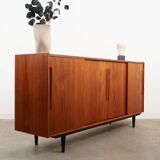 Buffet en teck, design danois, années 1970, production : Danemark