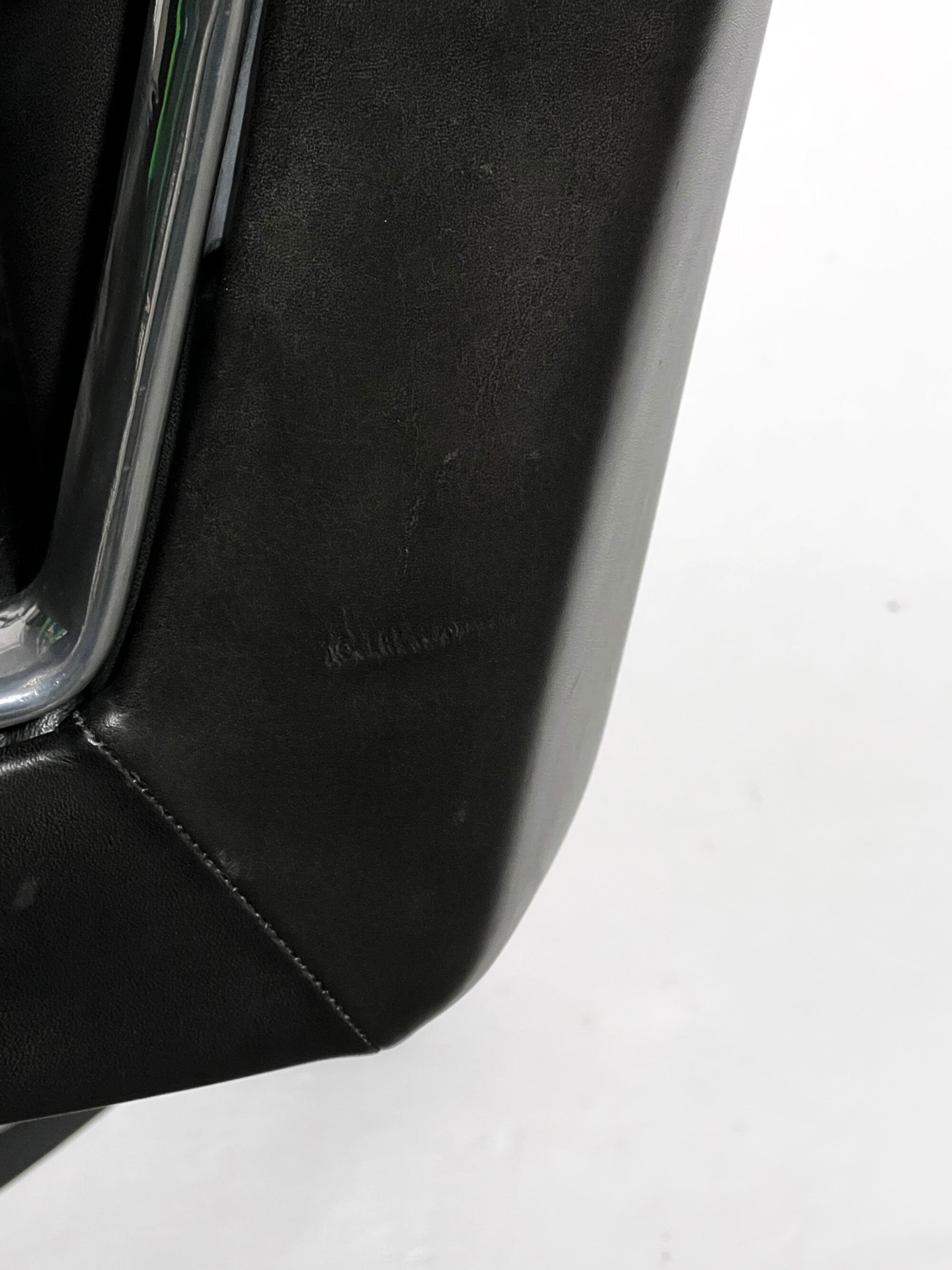 P126 Armchair by Osvaldo Borsani for Tecno, 1966