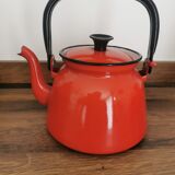 Enamelled service and its 4 cups