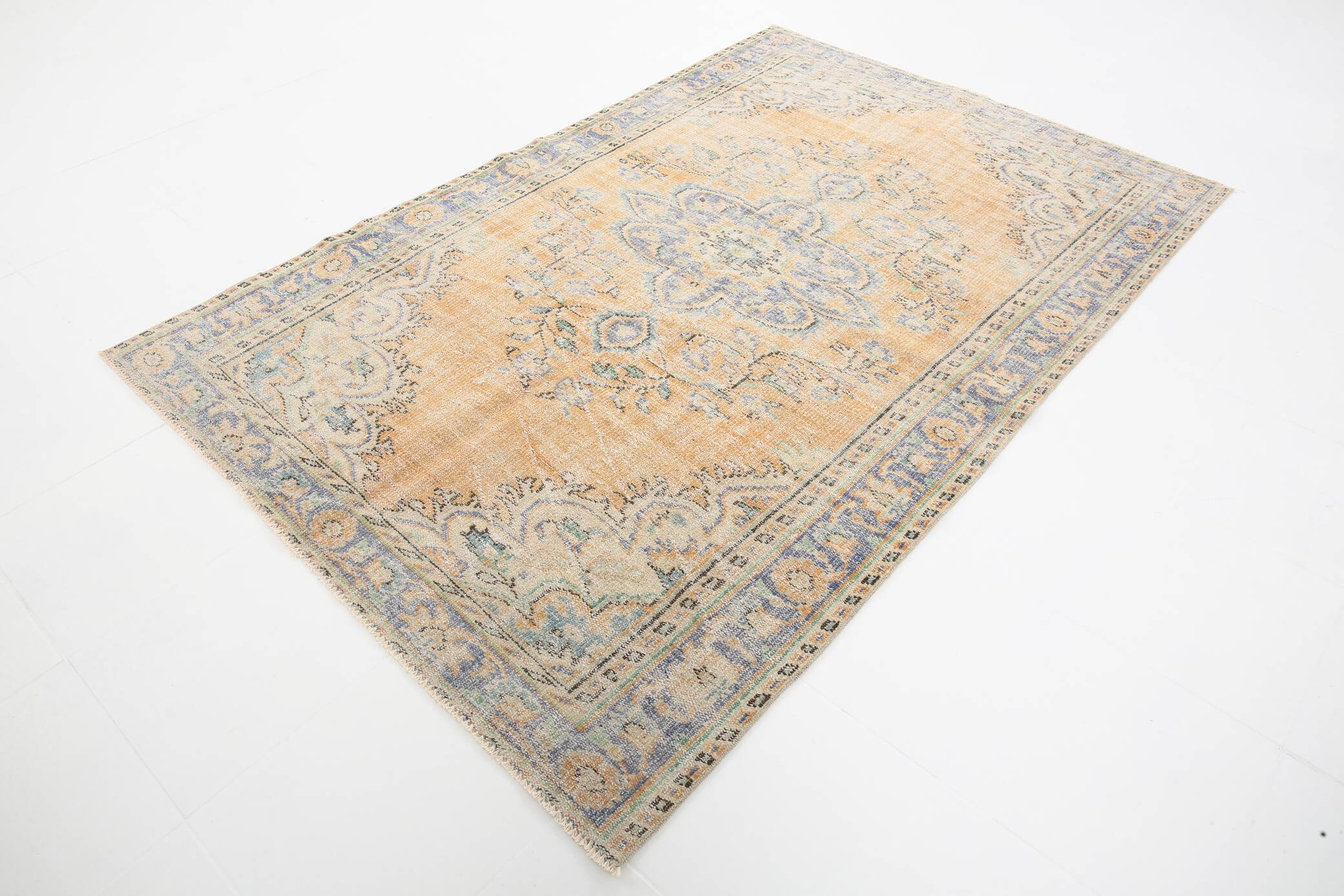 5x8 Pale Orange Classic Turkish Vintage Rug, 169x254Cm SK5187