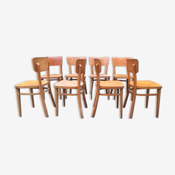 Vintage chairs stamped Thonet in curved beech wood and curved cp backrest.