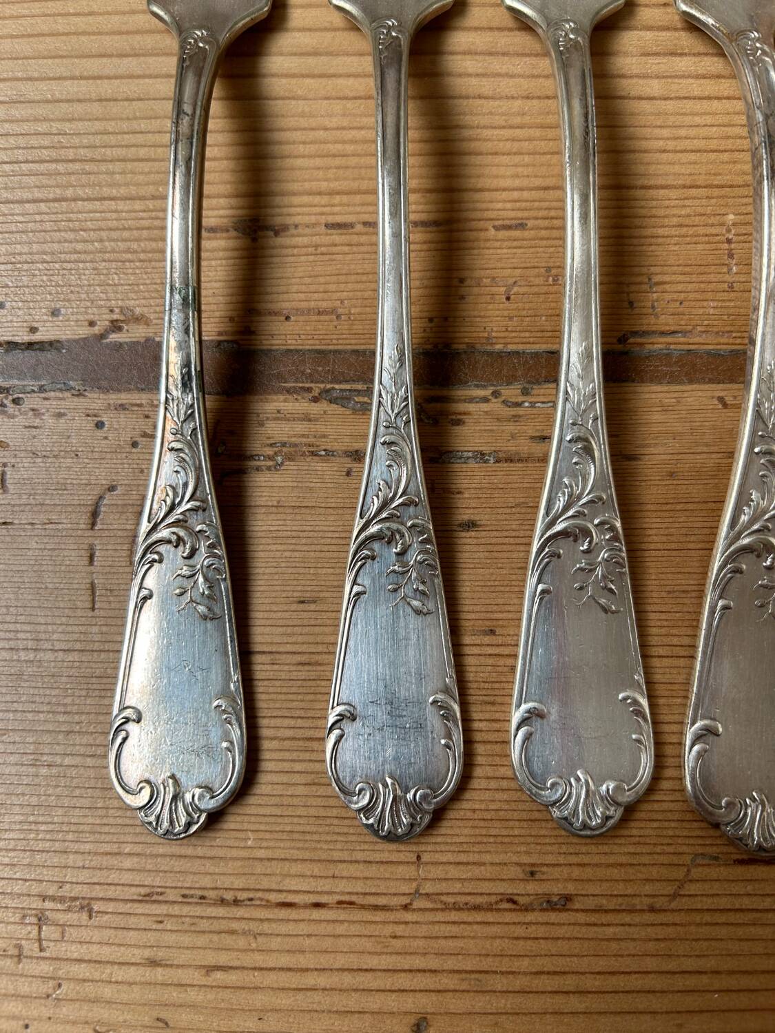 Set of 8 antique silver-plated cutlery pieces