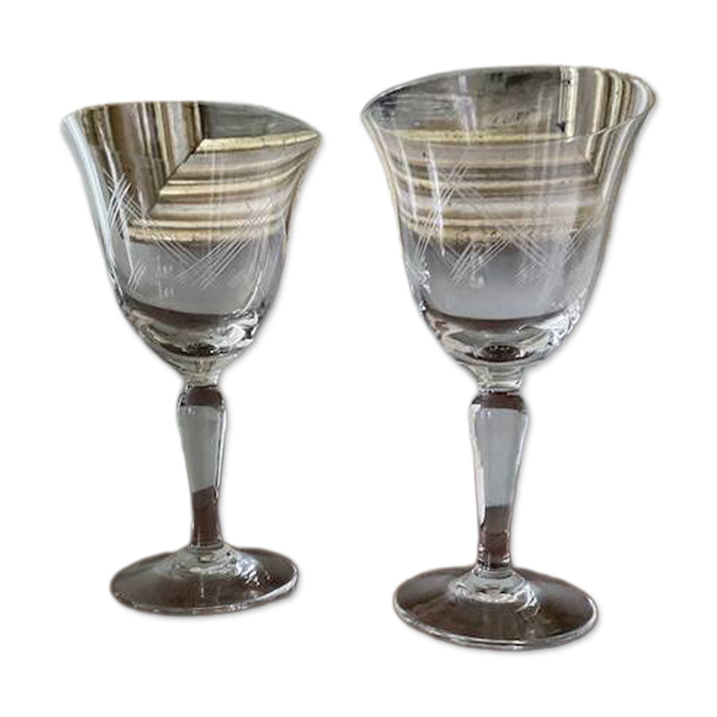 2 large crystal water glasses engraved Villeroy & Boch tulip shape