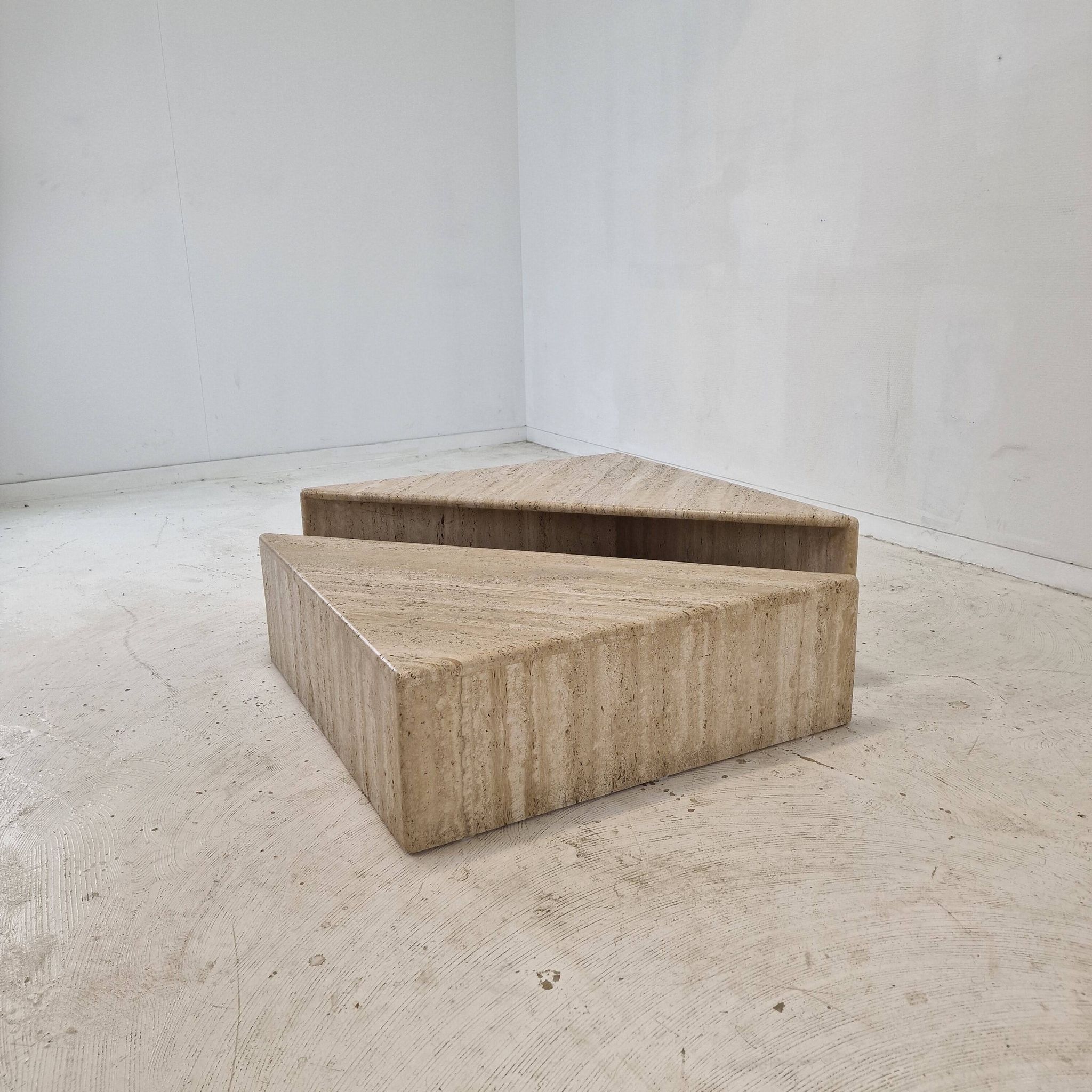 Set of Two Triangle Coffee Tables In Travertine By Up & Up, Italy 1980's