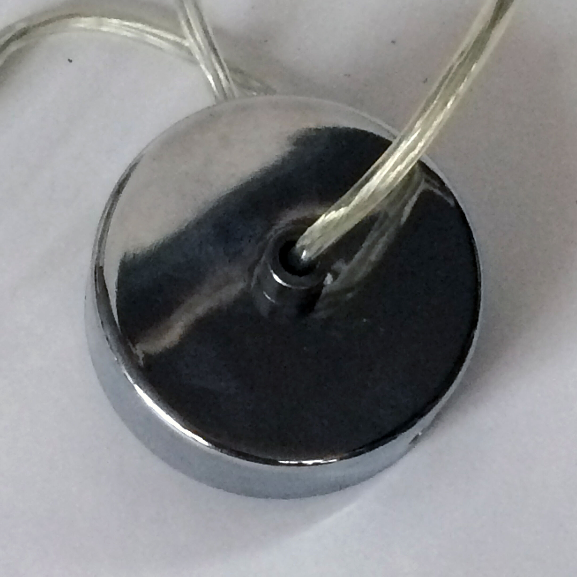 Suspension en fil d'acier 1970