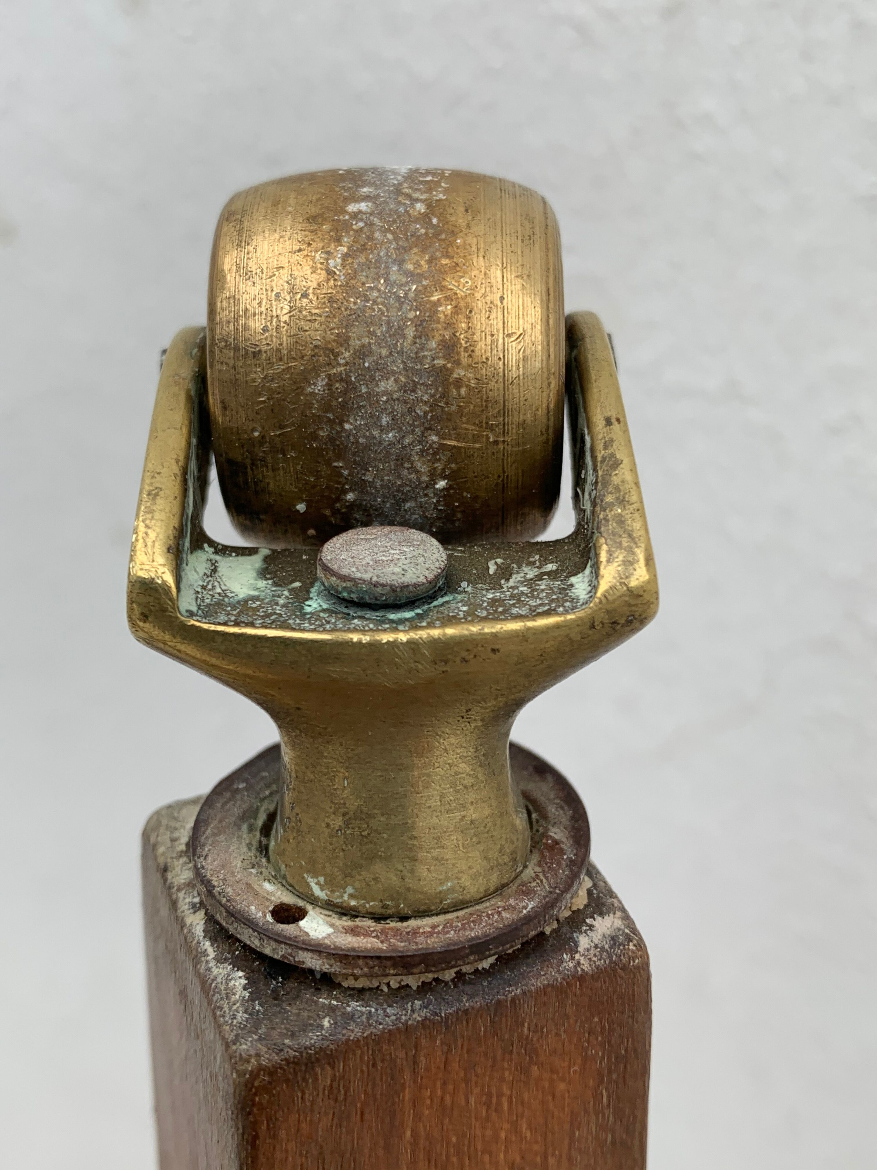 2 old English luggage rack in bronze and 19th century wood