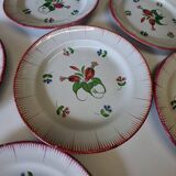 6 antique flat plates in earthenware in good condition.