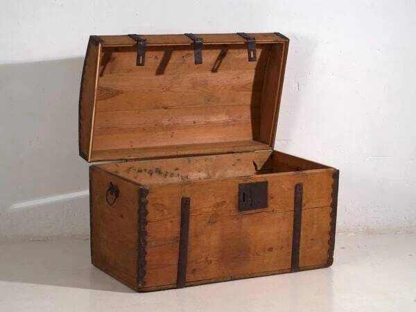 Antique trunk with metal frame (c.1900) #80