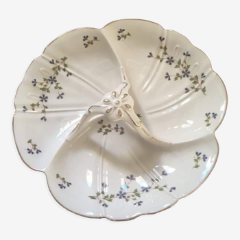 Plat à compartiments en porcelaine.