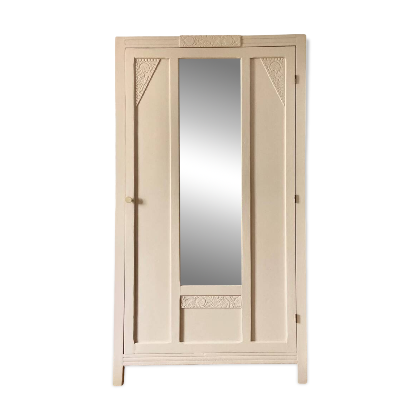 Parisian Art Deco nude pink wardrobe