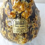 Ceramic fat lava vase