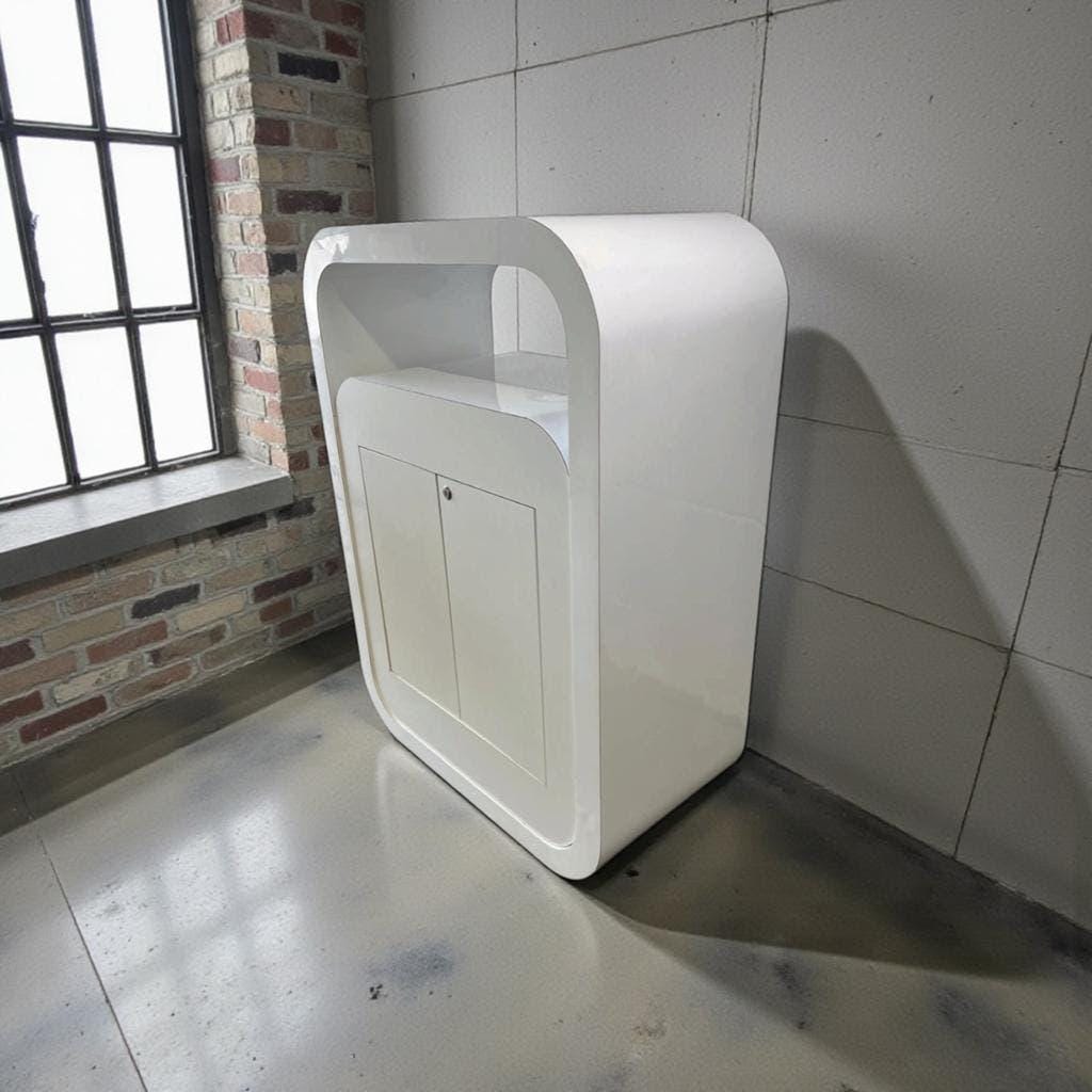 Commode vintage blanche incurvée