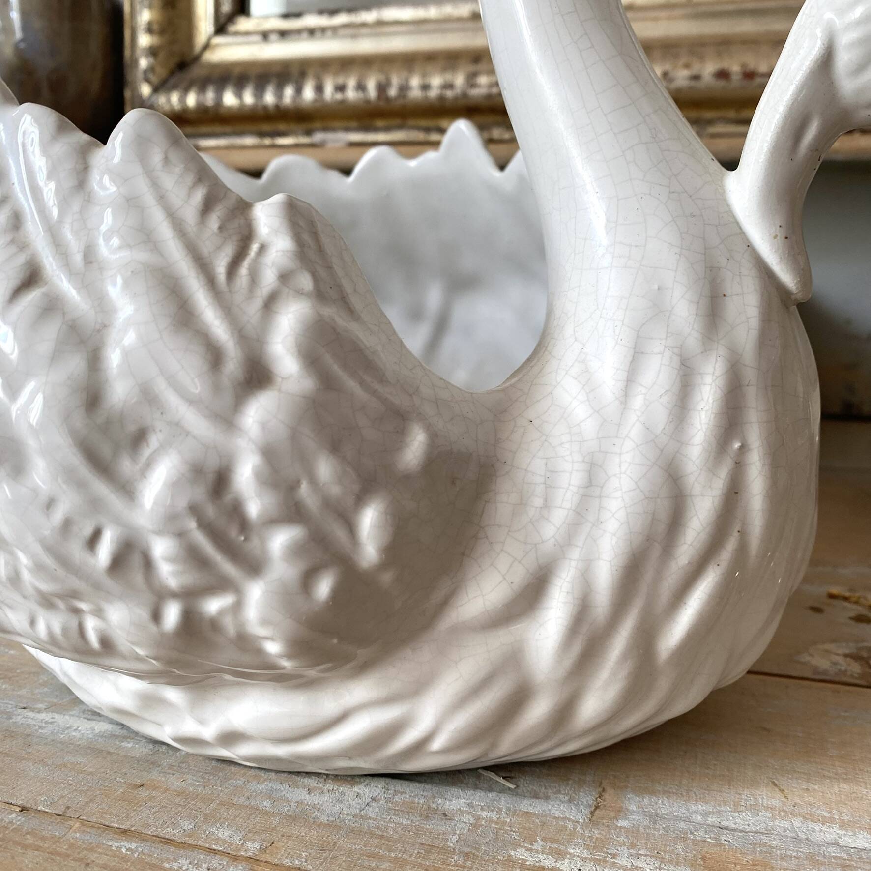 Zoomorphic planter, ceramic swan pocket holder.