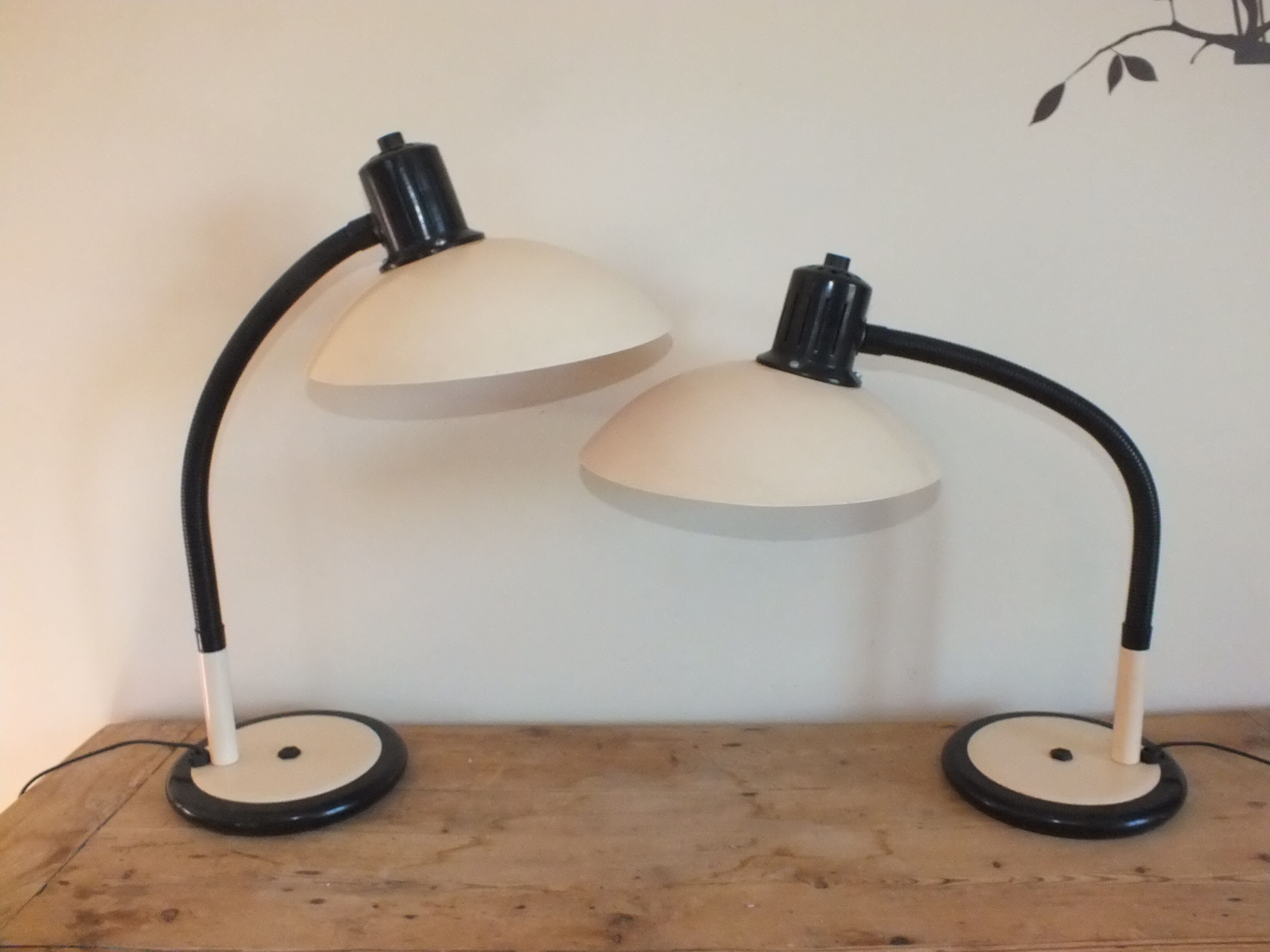 2 adjustable flexible lamps Aluminor 80s