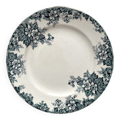 Plat rond en terre de fer « Marie Louise » Saint Amand et Hamage