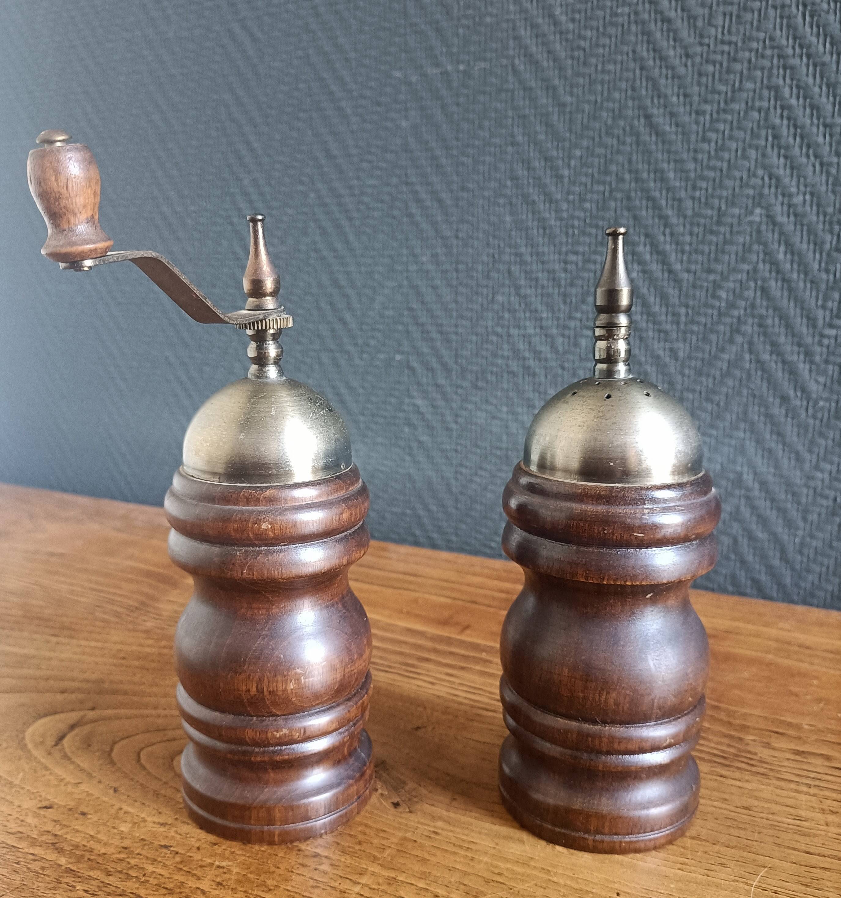 Wooden pepper mill and salt shaker set