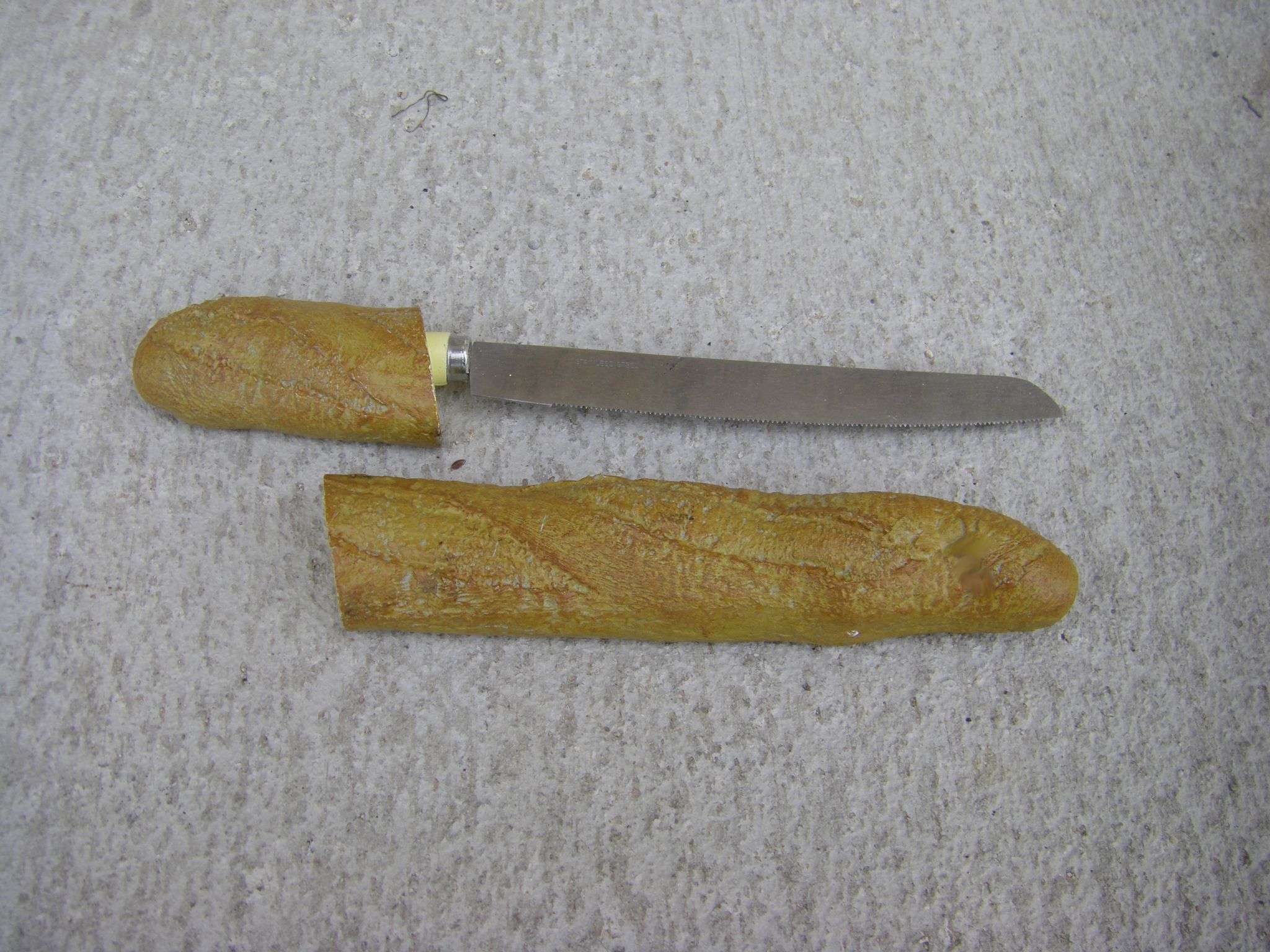 Couteau à pain