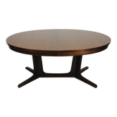 Baumann oval table