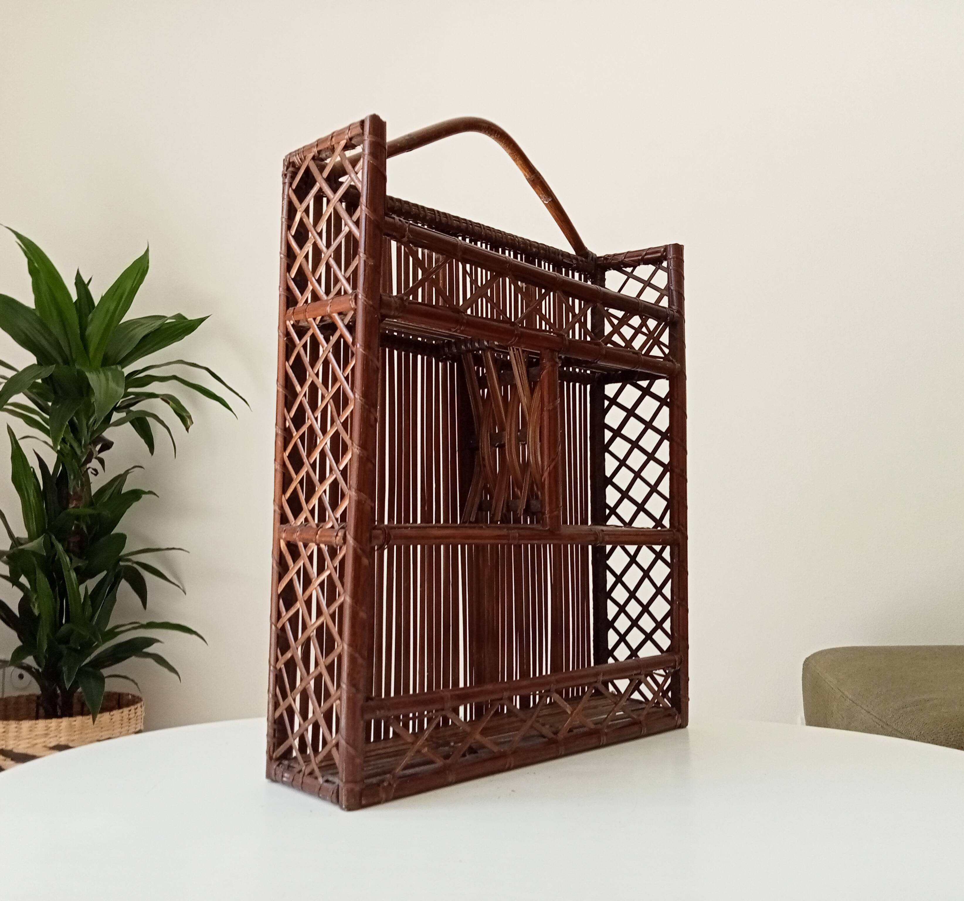 Vintage bamboo and rattan wall shelf from the 70s