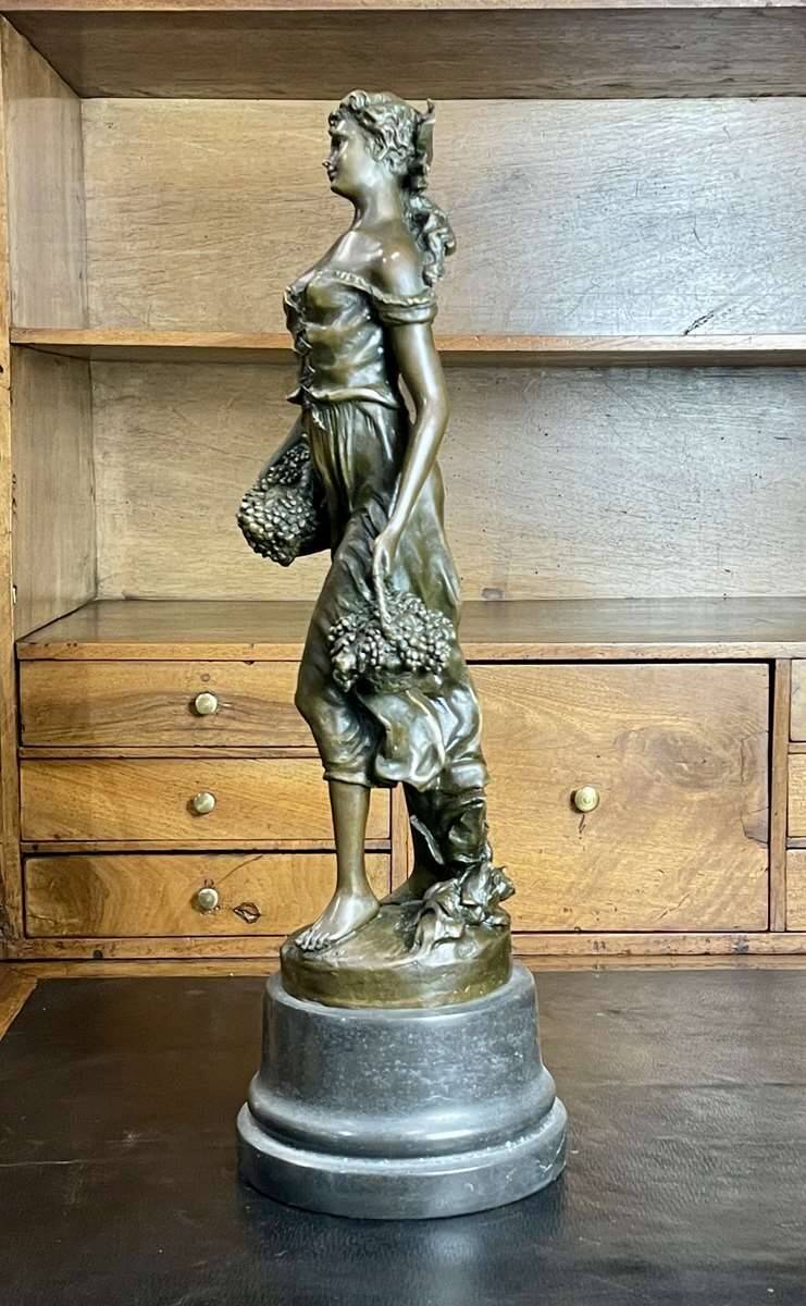 20th century bronze sculpture by Hippolyte François Moreau