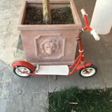 Trottinette year 50