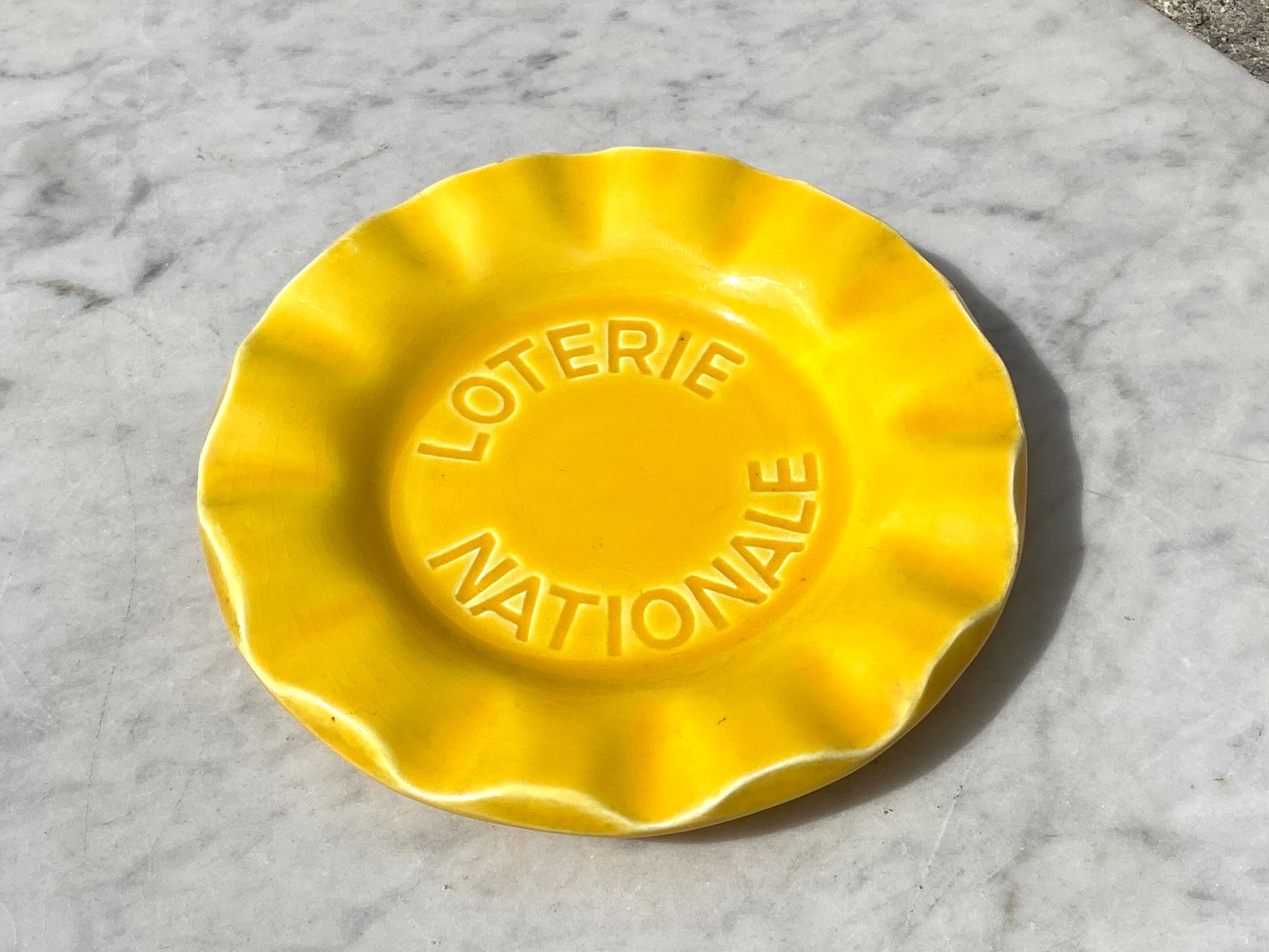 Empty cup ceramic pocket St Clément yellow National Lottery vintage 60s