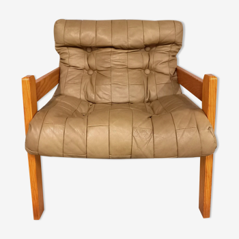 Vintage heater armchair in pine and leather 70s