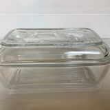 Butter dish with cow pattern lid