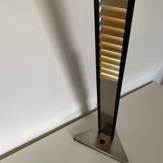 Louis Poulsen. lampe de table/bureau modèle 'Pisa'.